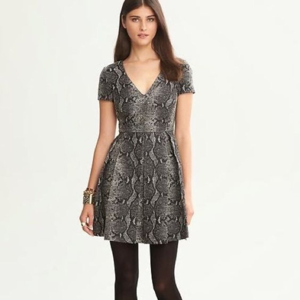 Banana Republic Heritage Reptile Print Fit & Flare Mini Black Gray Dress Size 12